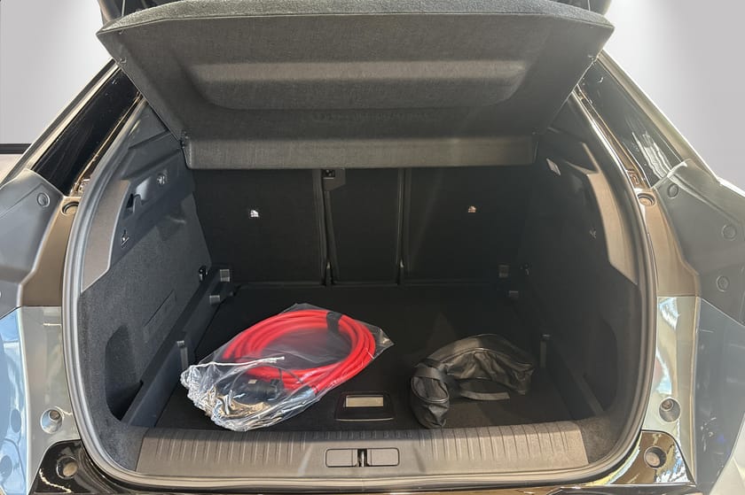 Bilde 5 av Peugeot E-3008 GT 2025 – Kun 99 km | Som ny |