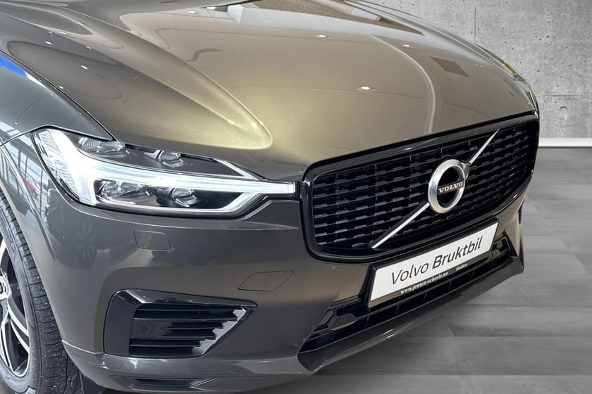 Bilde 3 av Volvo XC60 Recharge T6 R-Design - Ryggekamera, H&K, Soltak