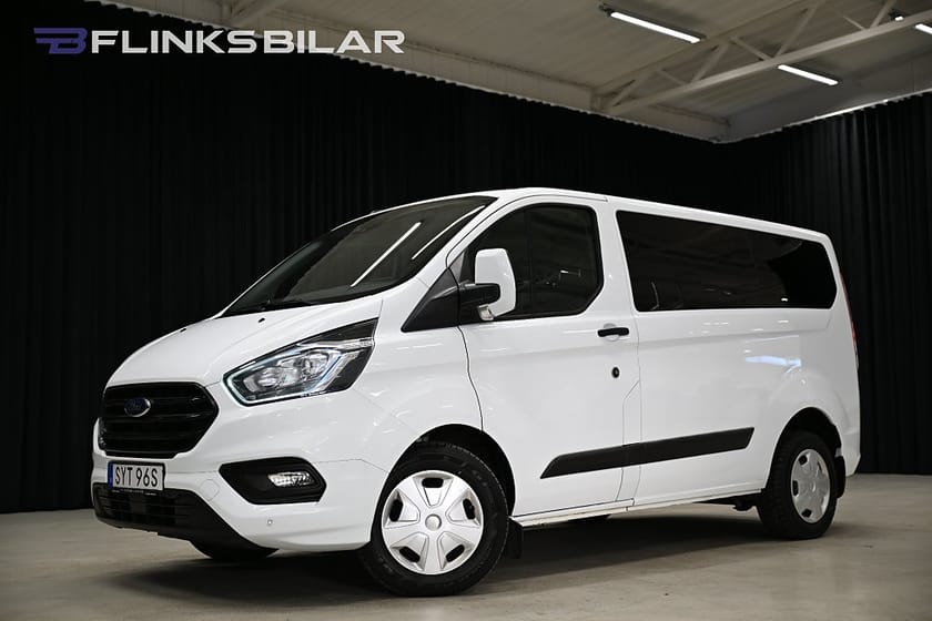 Bild 1 av Ford Transit Custom 320 Kombi 130HK 9-Sits|Automat|Värmare|Backkamera