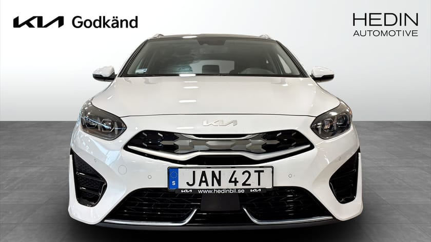 Bild 2 av Kia Ceed Sportswagon Plug-in Hybrid SW PHEV ADVANCE PLUS | GODKÄND | PANORAMA