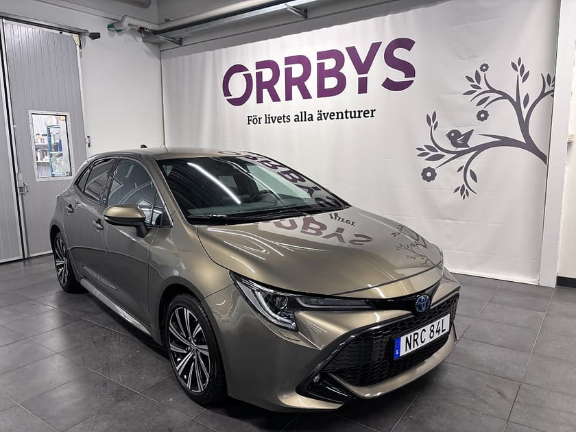Bild 1 av Toyota Corolla Hybrid e-CVT Style, Nav Motorvärmare Backkamera 1 ägare
