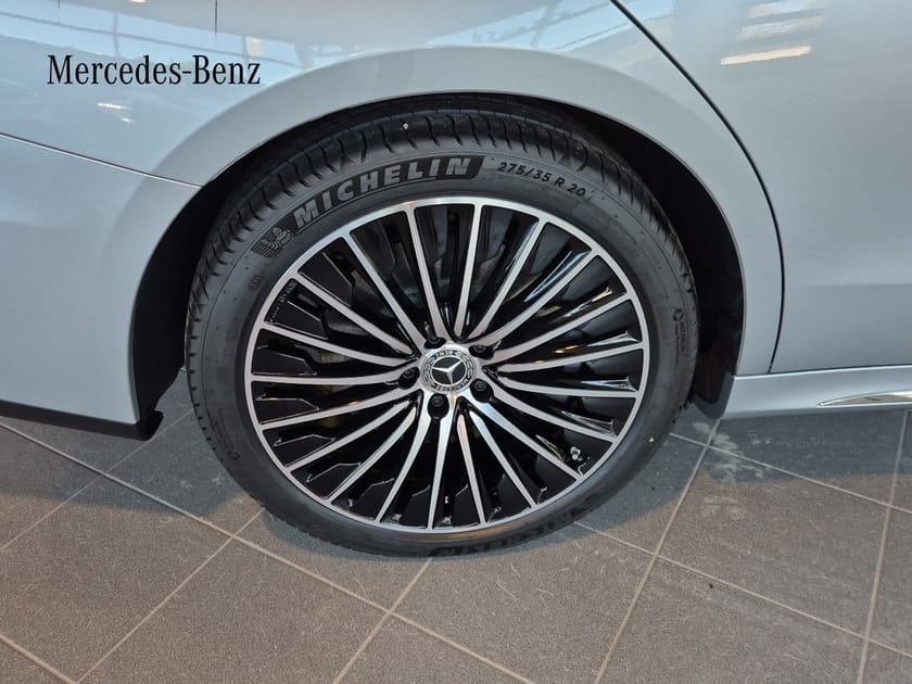 Bild 5 av Mercedes-Benz E 300 d e 4MATIC T de Kombi AMG Advanced Edition