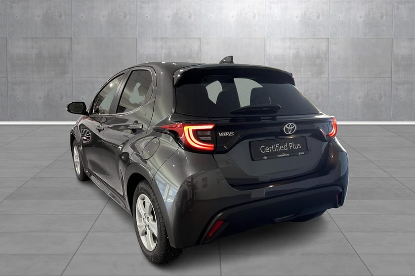 Bilde 3 av Toyota Yaris Hybrid 115 /LETTKJØRT/R-KAMRA/RATTVARME/ACTIVETECH/