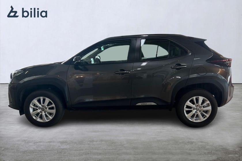 Bild 3 av Toyota Yaris Cross Hybrid 130 AWD-i 1,5 ACTIVE TAKRELING