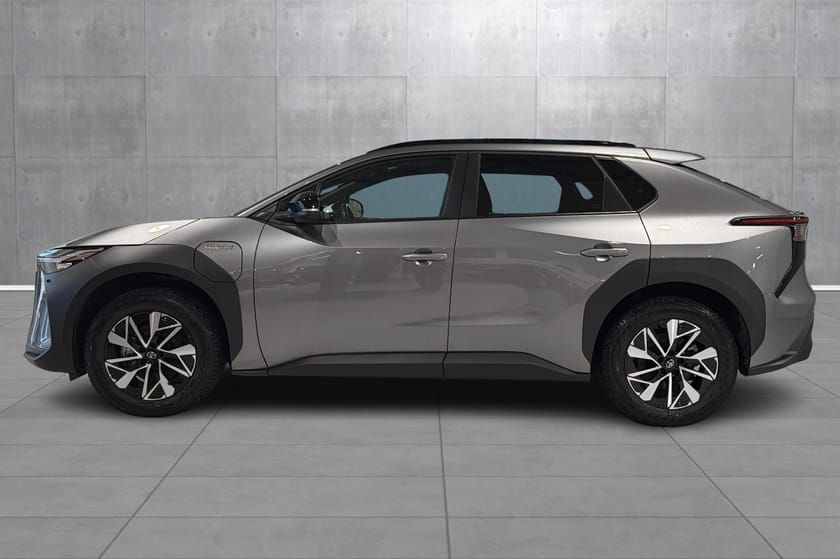 Bilde 2 av Toyota bZ4X AWD Active Tech