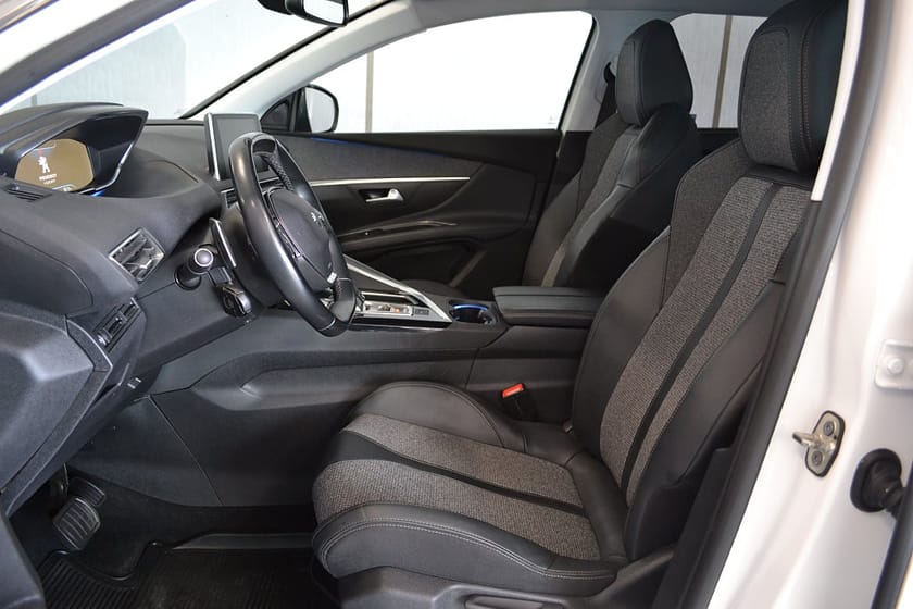 Bild 4 av Peugeot 5008 1.2 PureTech Allure 130hk Aut 7-Sits