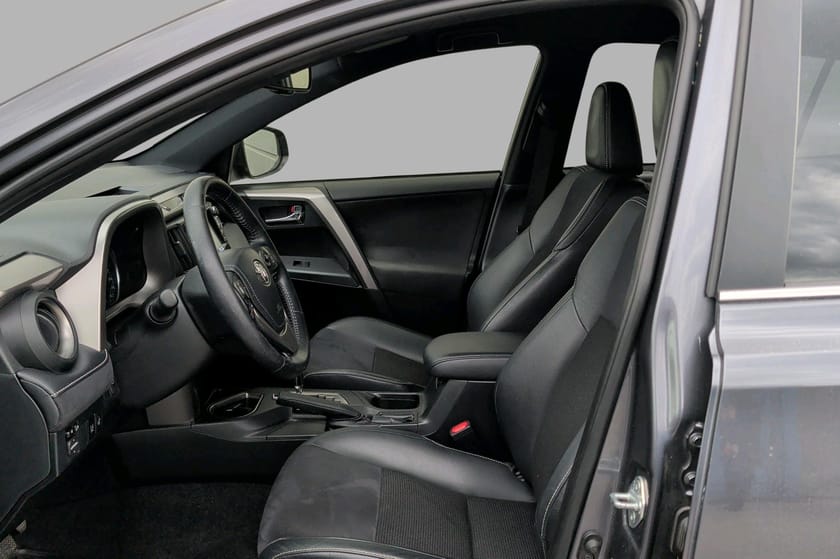 Bilde 4 av Toyota RAV4 Hybrid AWD 71°Nord Edition - LED - Hengerfeste