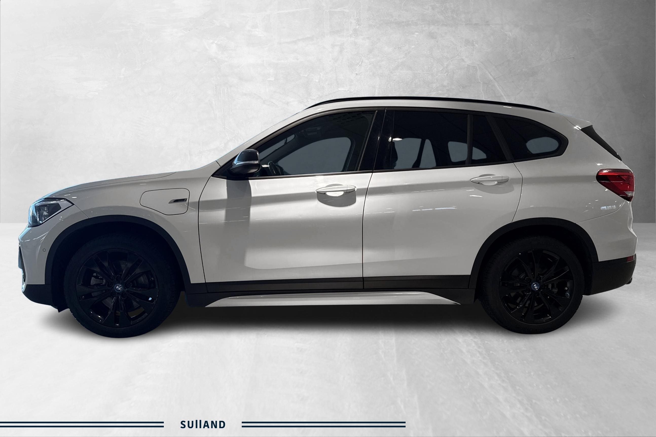 Thumnail bilde 1 av BMW X1 xDrive25e