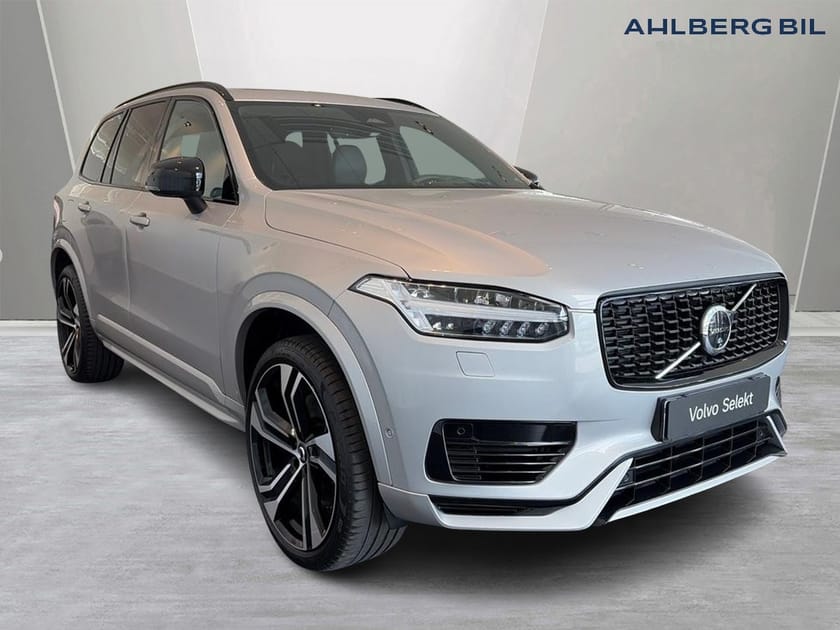 Bild 1 av Volvo XC90 7-seater T8 Ultra Dark Edition. 360 kamera, Drag, Head-up display, Panoramaglastak, Luftfjädring,
