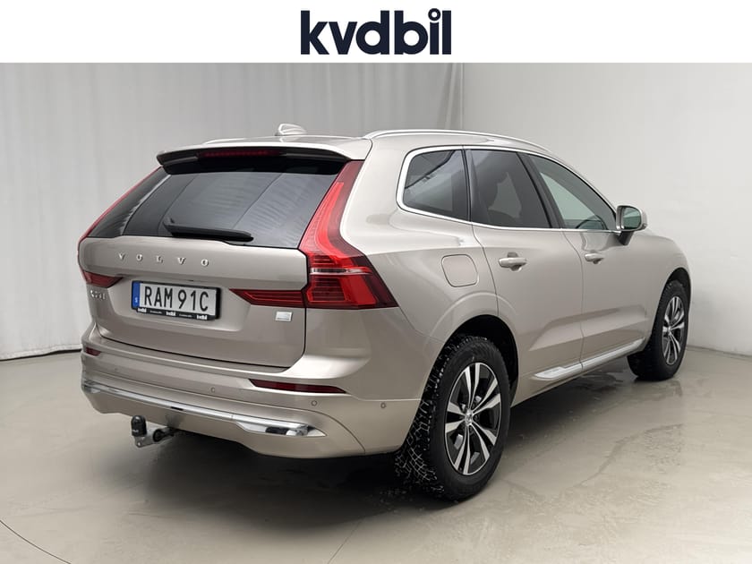 Bild 3 av Volvo XC60 T6 AWD Recharge (350hk) Helläder Panorama