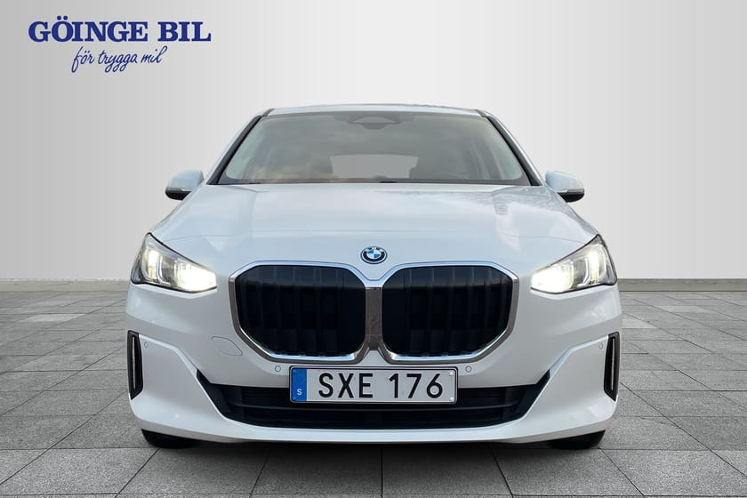 Bild 3 av BMW 225e xDrive Active Tourer Steptronic Drag/ Navi/ Kamera/ Elbaklucka