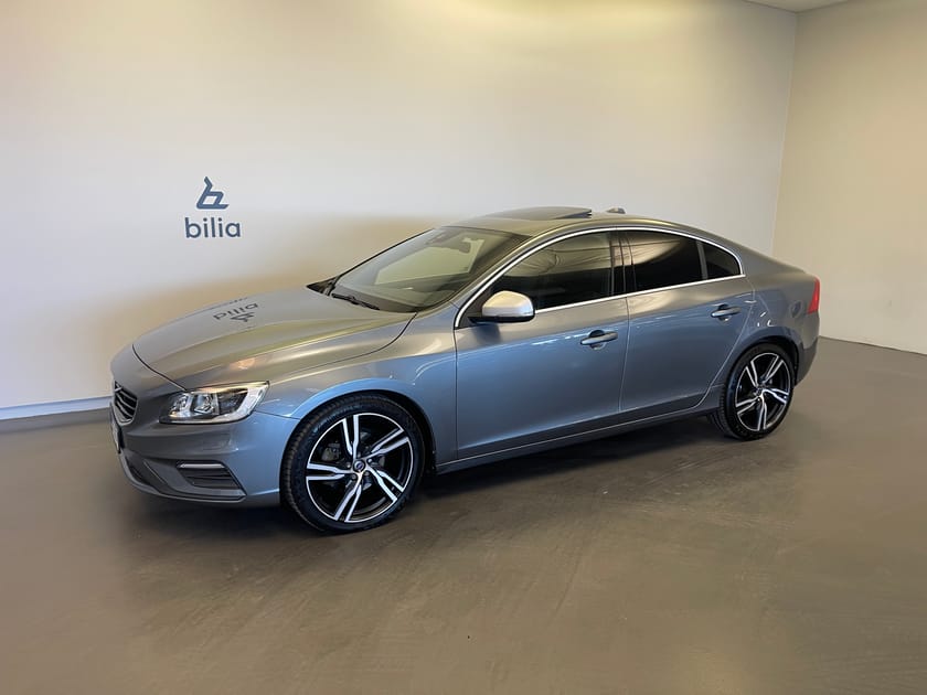 Bild 1 av Volvo S60 D3 Classic R-Design / Taklucka / 19" hjul /