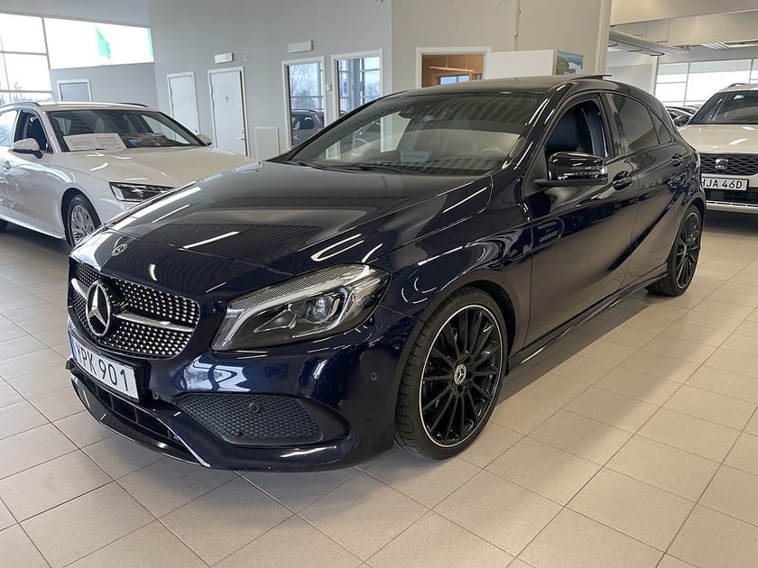 Bild 2 av Mercedes-Benz A 220 4MATIC 184HK AMG-line / Pano / H&K-ljud