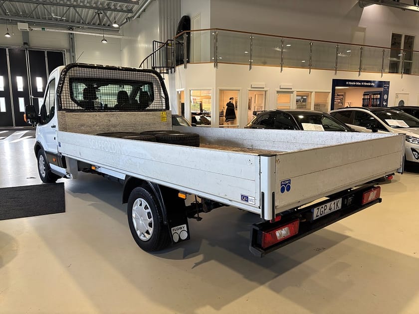Bild 4 av Ford Transit 350 Chassi Cab Enkelhytt Trend Flakbil 2,0 TDCi 170hk