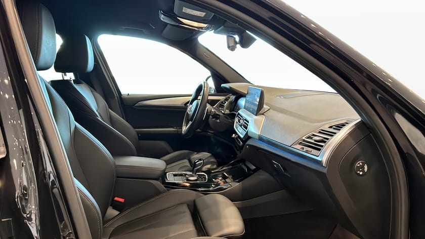 Bild 3 av BMW X3 xDrive30e M sport, Rattvärme, Dragkrok