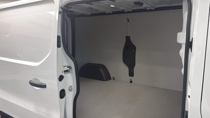 Bild 5 av Renault Trafic Skåpbil L2H1 NORDIC LINE DCI 150 AUTOMAT BVA9