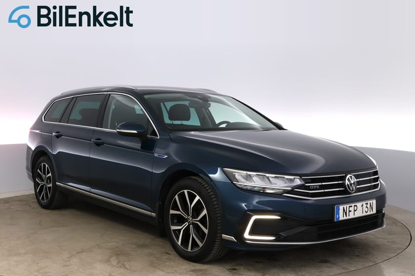 Bild 3 av Volkswagen Passat Sportscombi GTE SC 1.4 TSI DSG Drag Kamera Cockpit