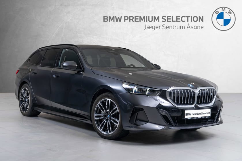 Bilde 1 av BMW i5 xDrive40 Touring 6,29% Rente - Glasstak-Krok-Skinn-Bower&Wilkins