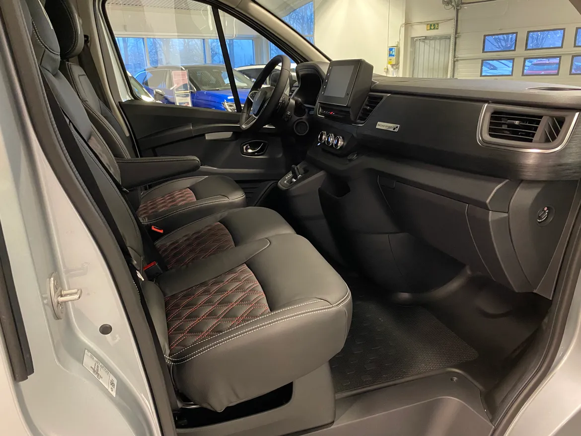 Renault Trafic Skåpbil