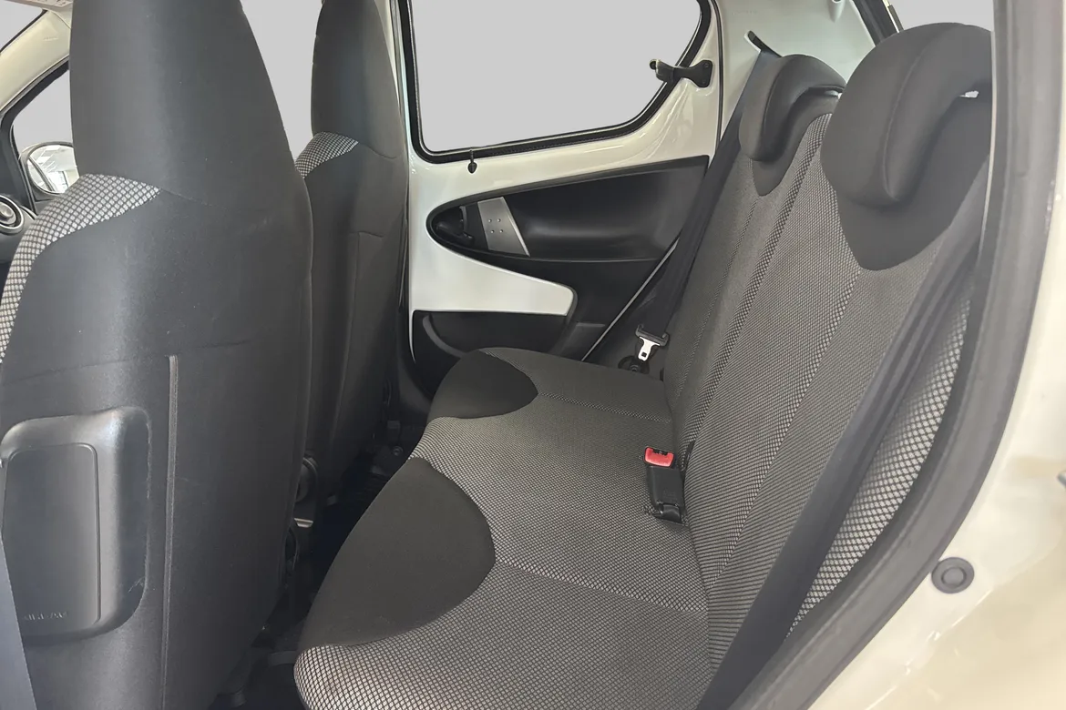 picture of a car