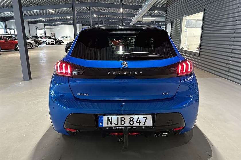 Bild 5 av Peugeot 208 1.2 PT 130hk GT Aut Backkamera Navi Adaptiv Farth Drag