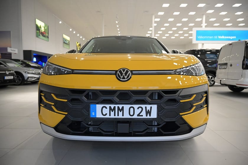 Bild 2 av Volkswagen T-Roc 1.5 eTSI NYA Generationen Teknikpaket *DEMO