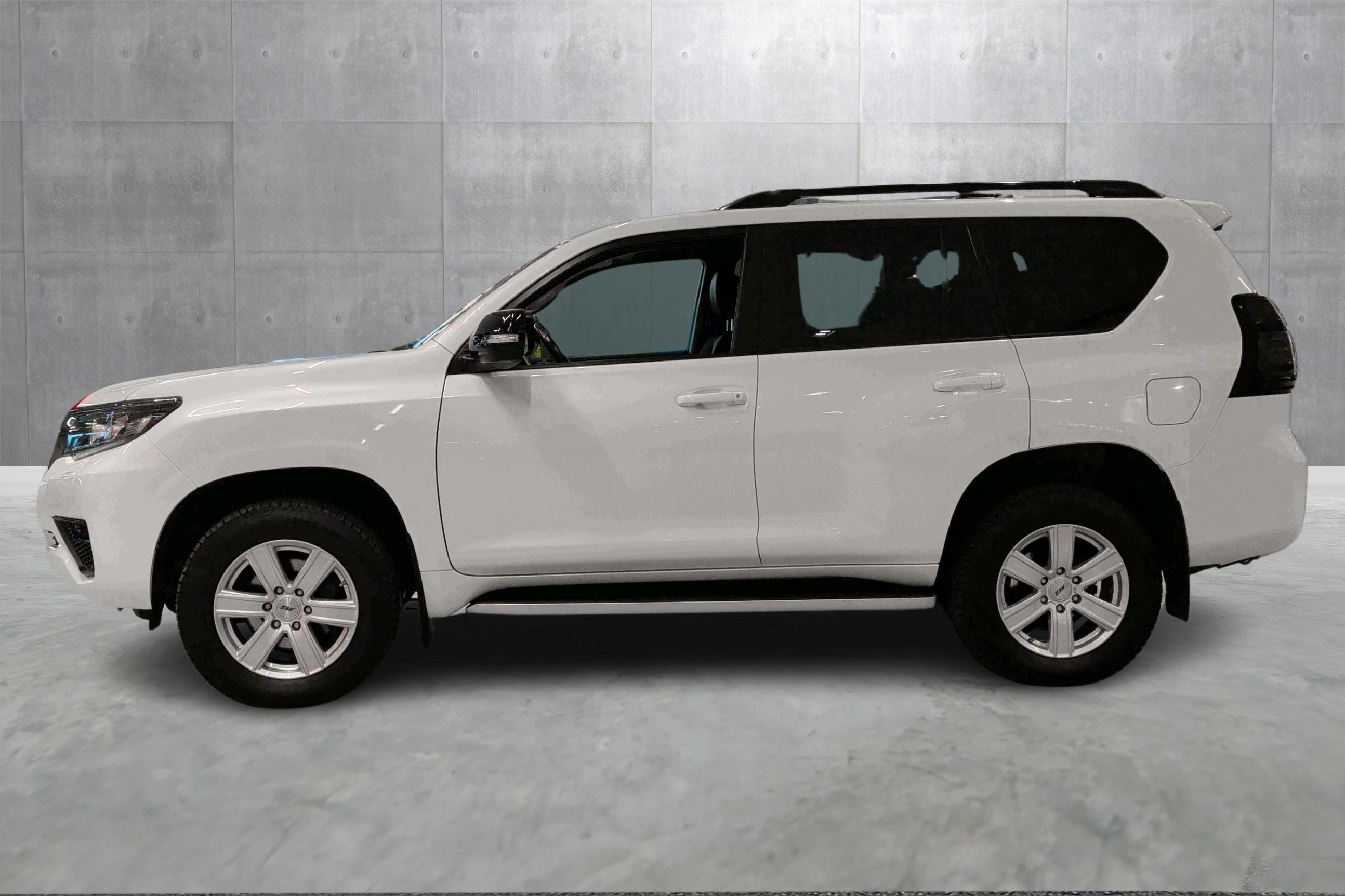 Thumnail bilde 1 av Toyota Land Cruiser 5-dørs