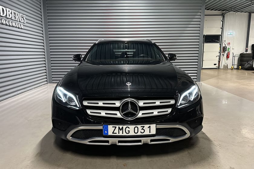 Bild 2 av Mercedes-Benz E 220 d 4MATIC All-Terrain 360-kam Värmare Drag