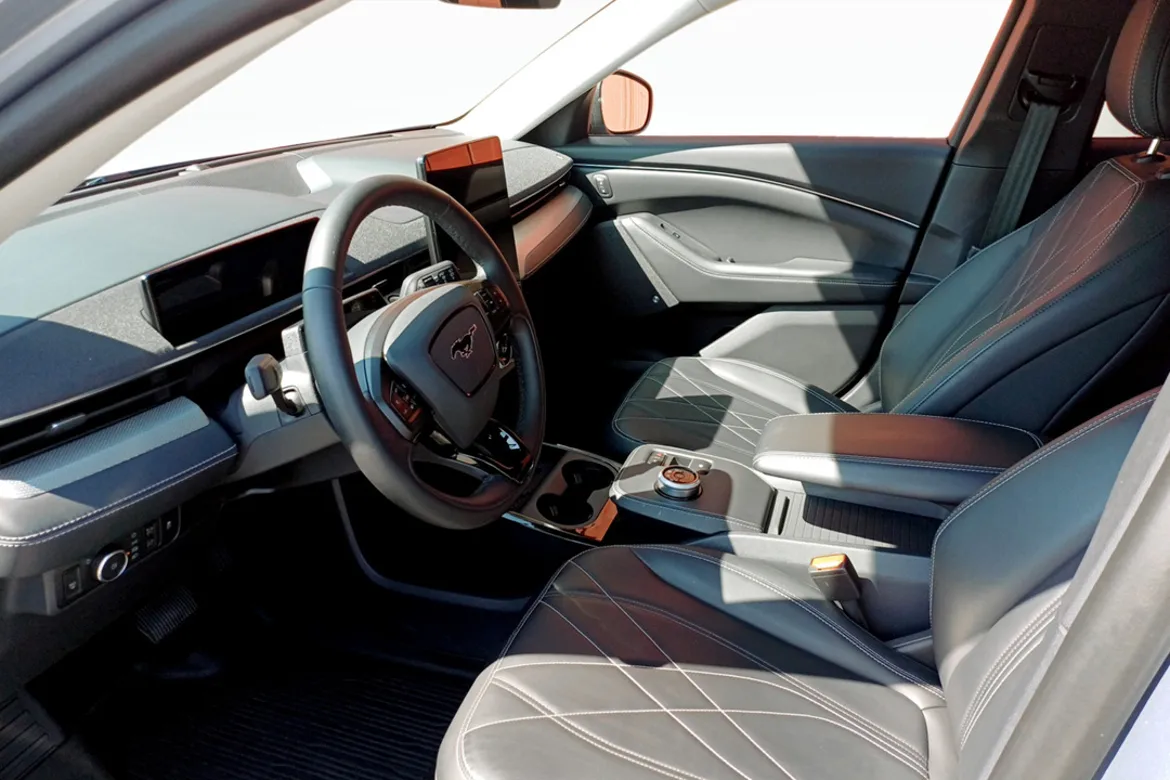 Ford Mustang Mach-E Standard Range