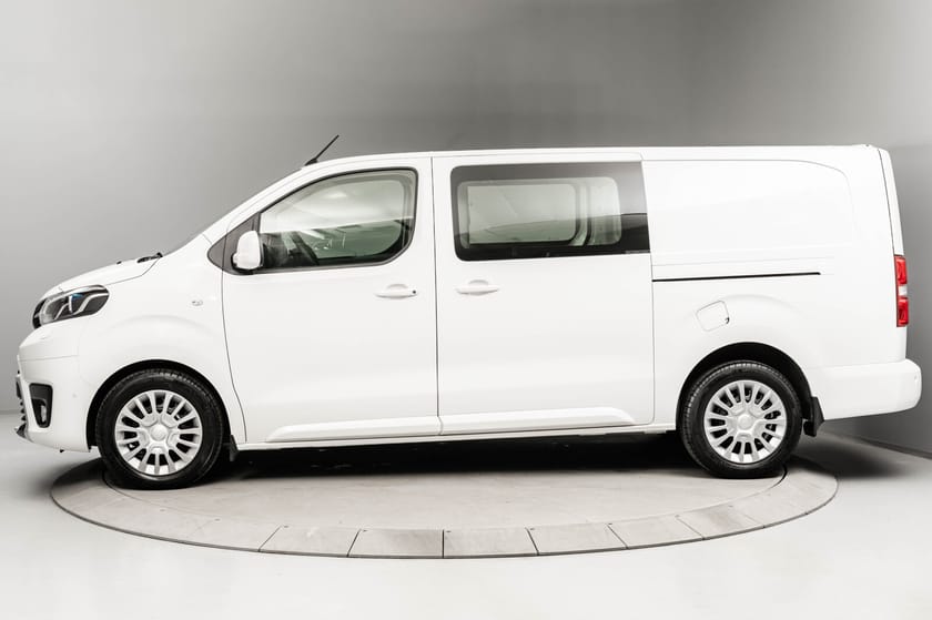 Bilde 2 av Toyota Proace 2,0 D 144 Comfort L2H1 SHB aut