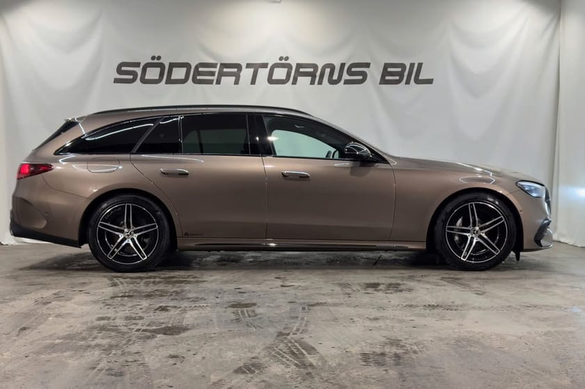 Bild 5 av Mercedes-Benz E 300 T e AMG LÄDER KAMERA GPS MOMSBIL