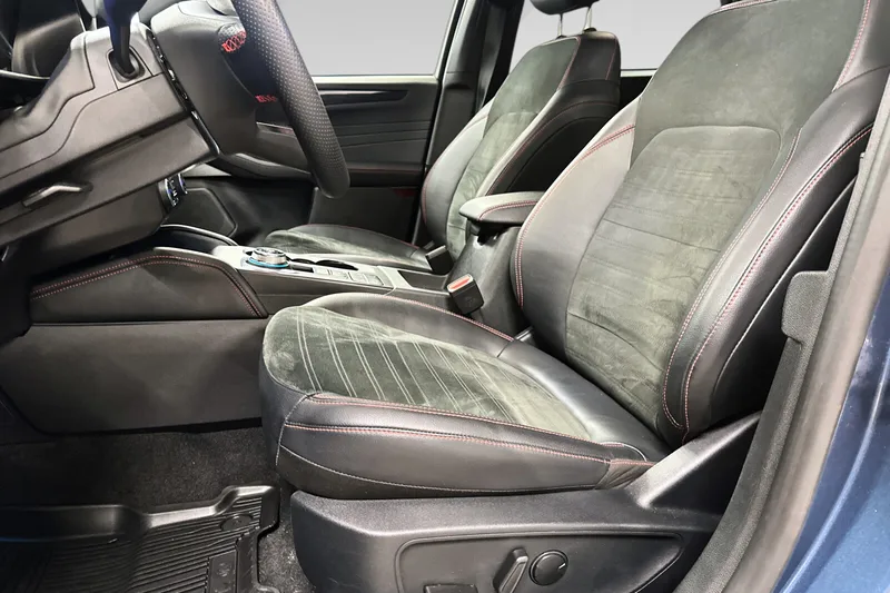 Ford Kuga Plug-In Hybrid bilde 12