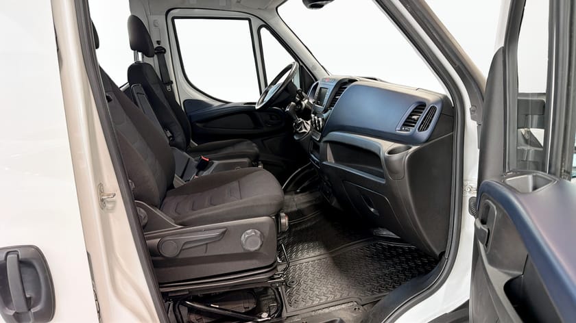 Bild 3 av Iveco Daily 35-140 Van Dubbelhytt 2.3 JTD Hi-Matic