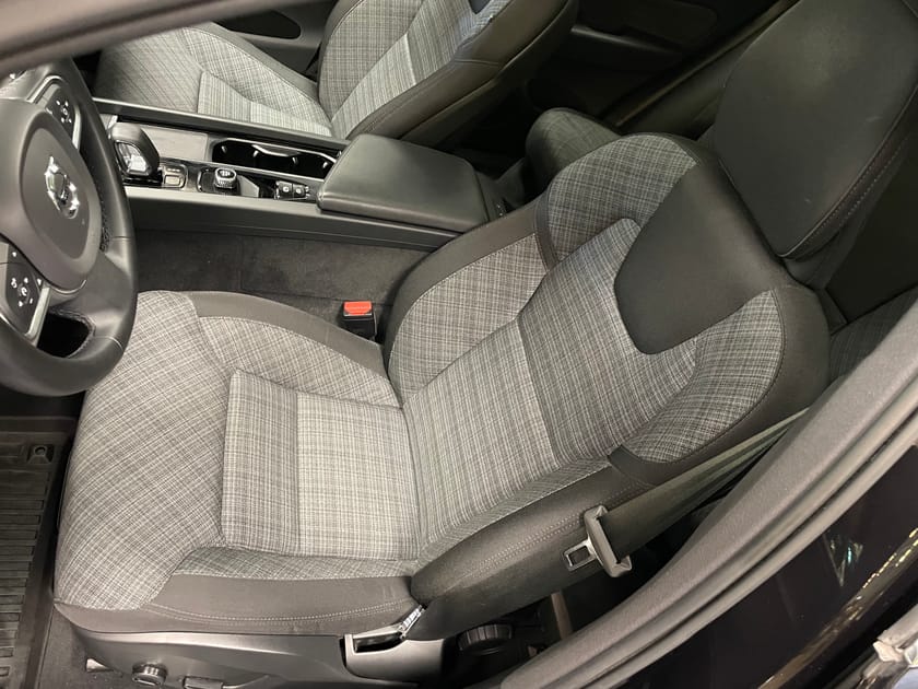 Bild 4 av Volvo XC60 Recharge T6 Core Edition
