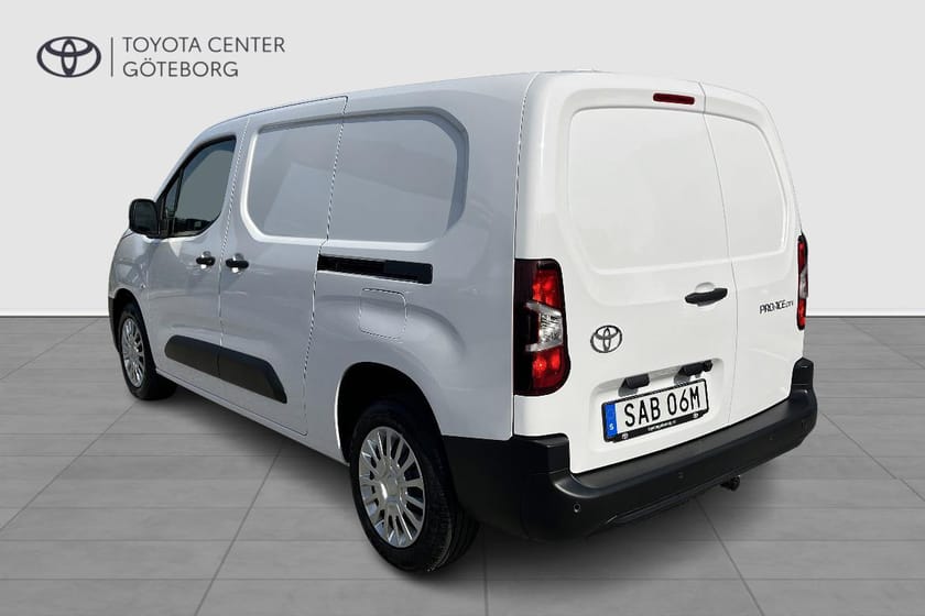 Bild 3 av Toyota ProAce City *OMGÅENDE LEVERANS* LONG 1,5D 130 HK AUTO COMFORT 2 DÖRRA