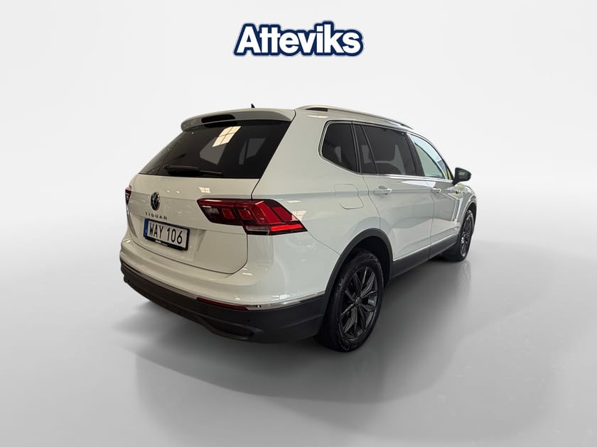 Bild 3 av Volkswagen Tiguan Allspace 7-sätes 1.5 TSI 150hk *7-sits/Drag/Backkamera*