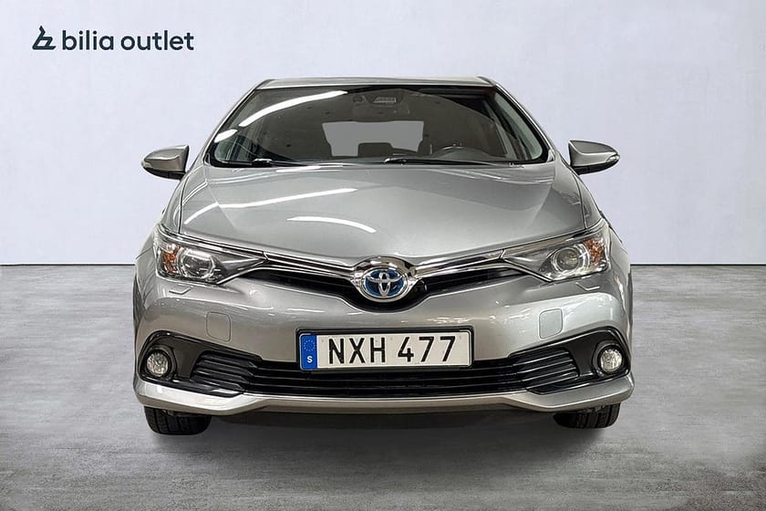 Bild 3 av Toyota Auris Hybrid e-CVT Intense Edition 136hk Backkamera