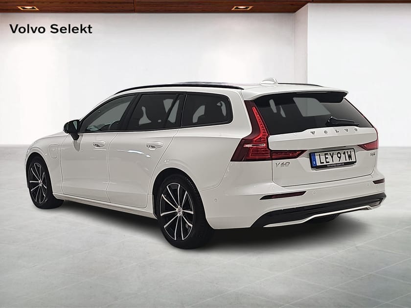 Bild 2 av Volvo V60 T6 Plus Dark Edition