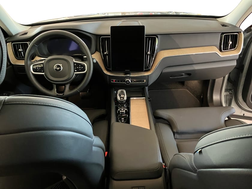 Bild 5 av Volvo XC60 T6 Plus Dark Nordic Edition