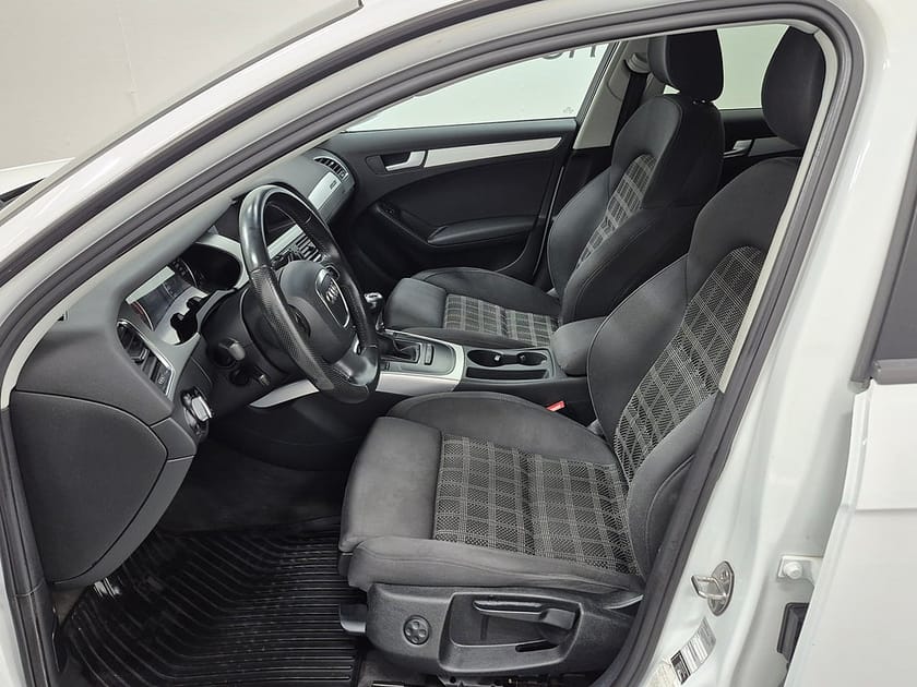 Bild 2 av Audi A4 Avant QUATTRO TFSI 180HK 4x4 Sport Edition