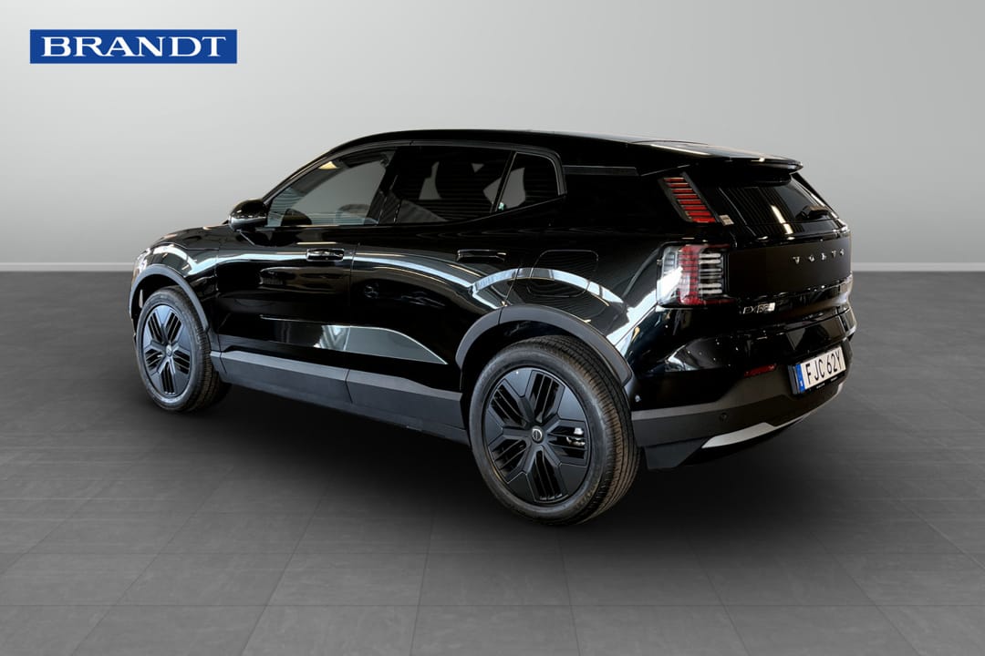 Volvo EX30 Cross Country Twin Motor Performance