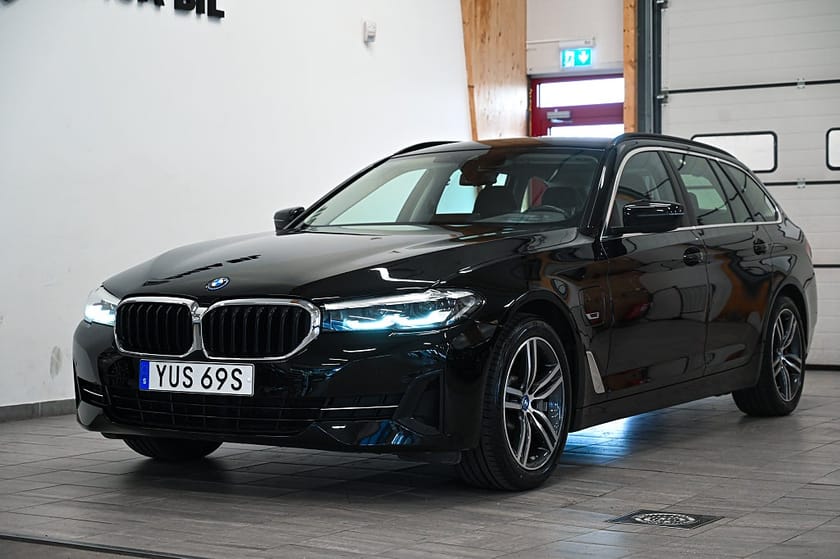 Bild 2 av BMW 530e Touring Skinn Drag Navi Kamera 292hk