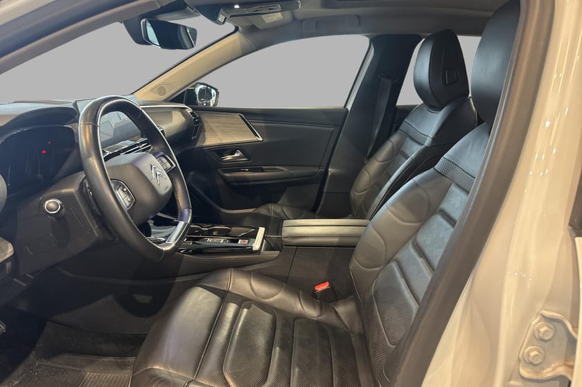 Bilde 3 av Citroën C5 X Plug-in-Hybrid Hengerfeste, piggdekk +++
