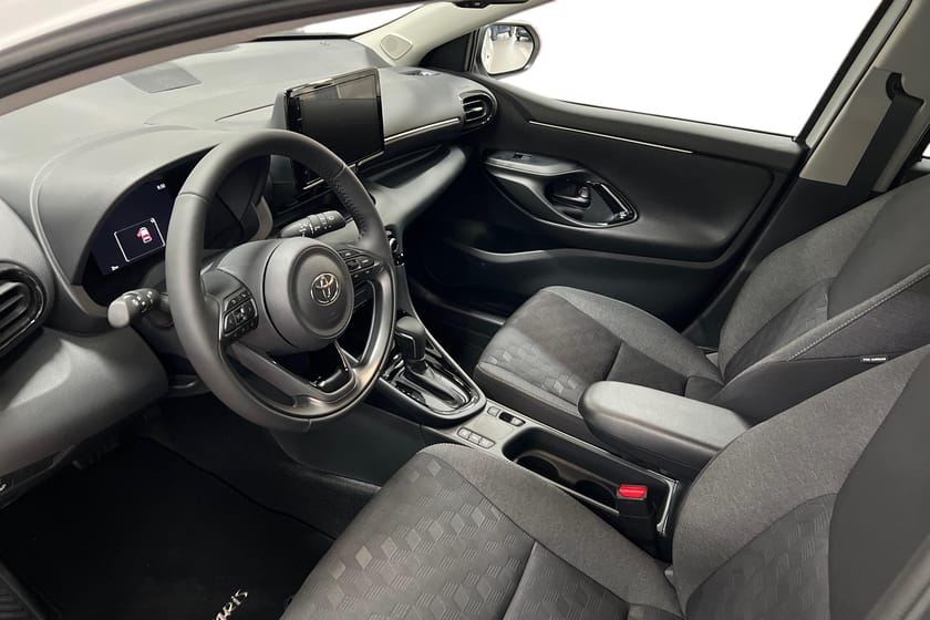 Bild 4 av Toyota Yaris Hybrid 115 Active Plus Säkerhetspaket