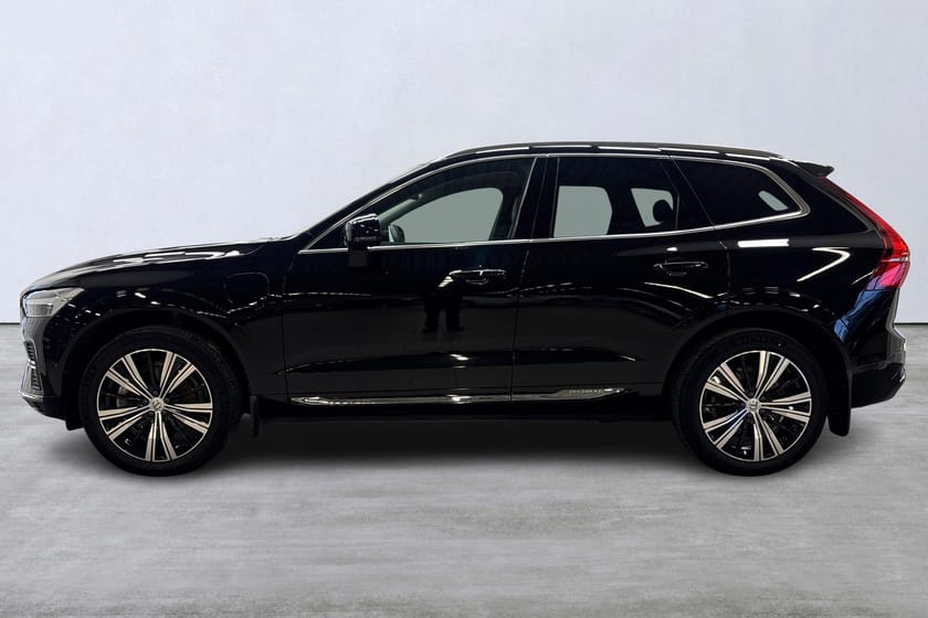 Bild 2 av Volvo XC60 Recharge T6 Ultimate Bright (360, Navi, Pano)