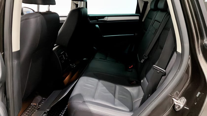Bild 5 av Volkswagen Touareg 3.0 V6 TDI 4M TipTronic 204hk DRAG VÄRMARE