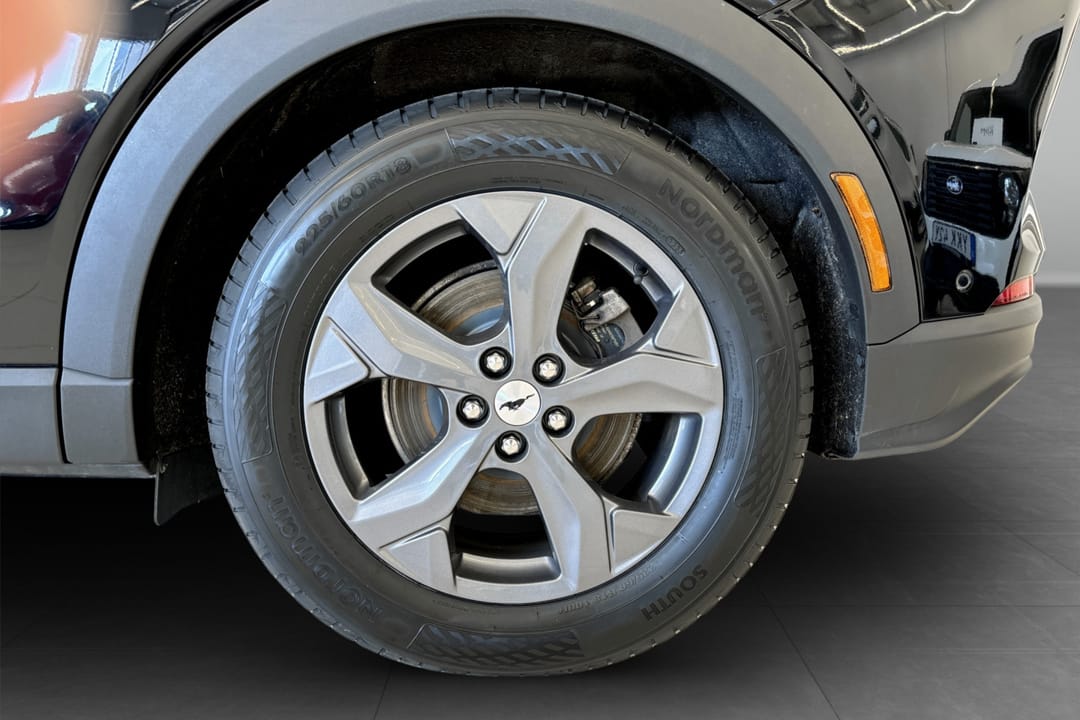 Ford Mustang Mach-E Standard Range