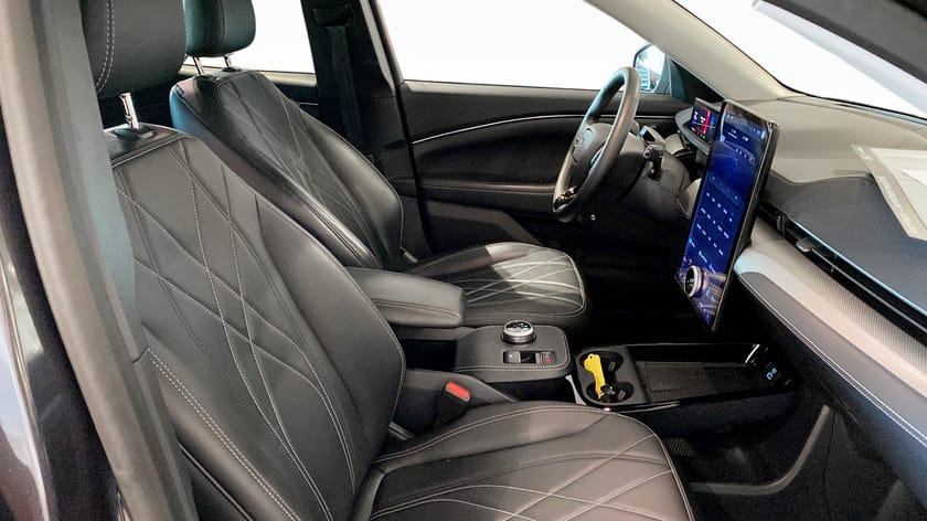 Bild 3 av Ford Mustang Mach-E Standard Range RWD 269HK | Teknikpaket |44 mil|