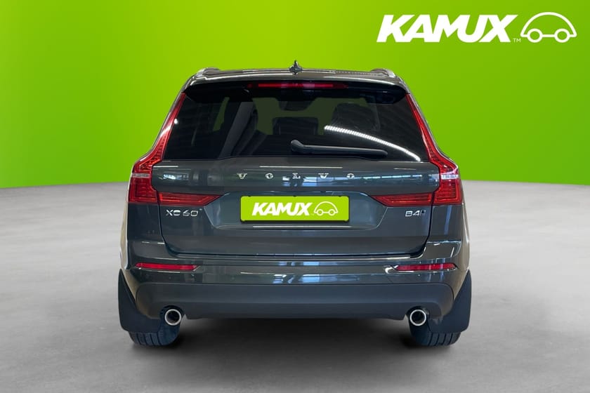 Bild 5 av Volvo XC60 B4 AWD 197hk Momentum Värmare Kamera CarPlay Drag