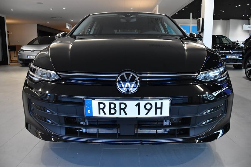 Bild 3 av Volkswagen Golf Privatleasing Life Edition *3 395kr/mån* tom 24/5